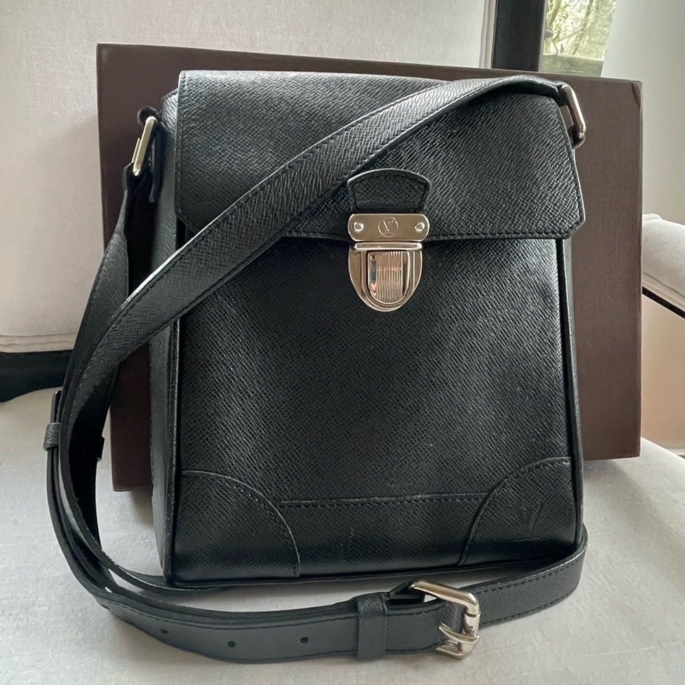 Louis Vuitton Black Messenger Bag with Textured Leather